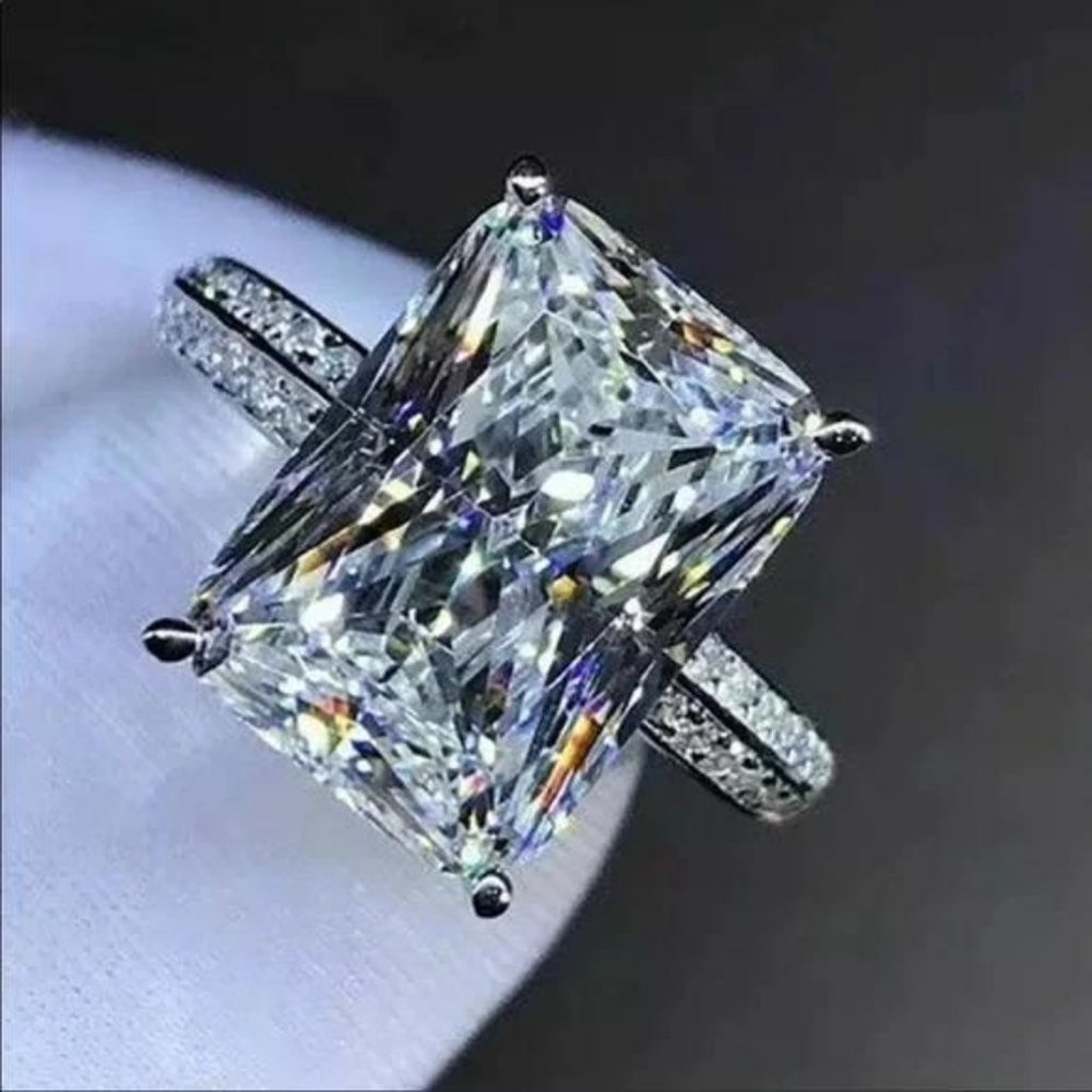 NEW 925 STERLING SILVER HALO RING, BEAUTIFUL RING, SHINY RING. - Picture 3 of 4